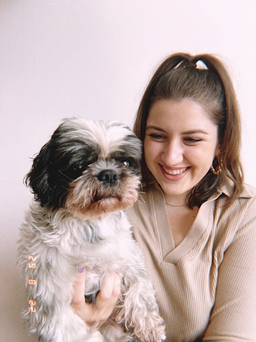 Madalina- petsitter București or Pet nanny for dogs cats 