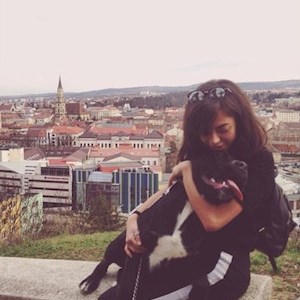 petsitter Oradea sau Bonă pentru animale pentru Câini Pisici 